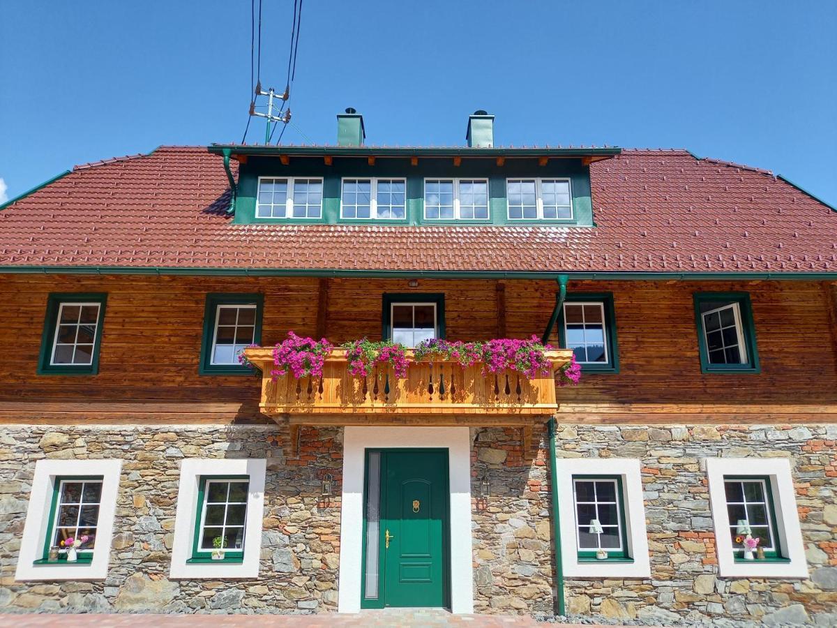Landhaus Gruenjuwel Himmelberg Buitenkant foto